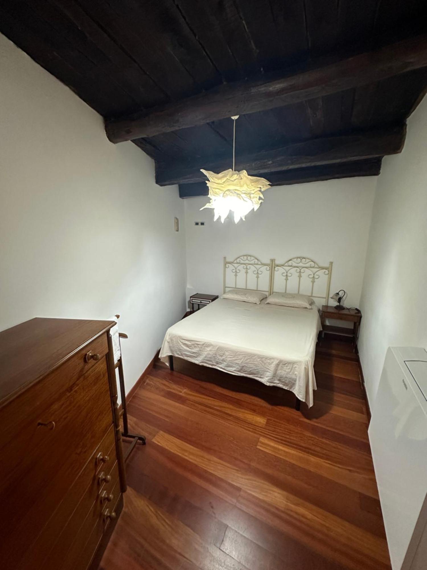 B&B La Torre Trentinara Bagian luar foto